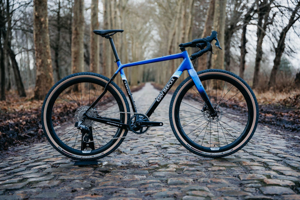 Strasbourg Carbon - Retrosonic Edition