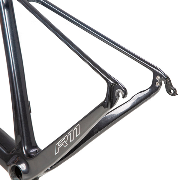 R11 SUPER LIGHT RIM BRAKE BIKE Rammekit